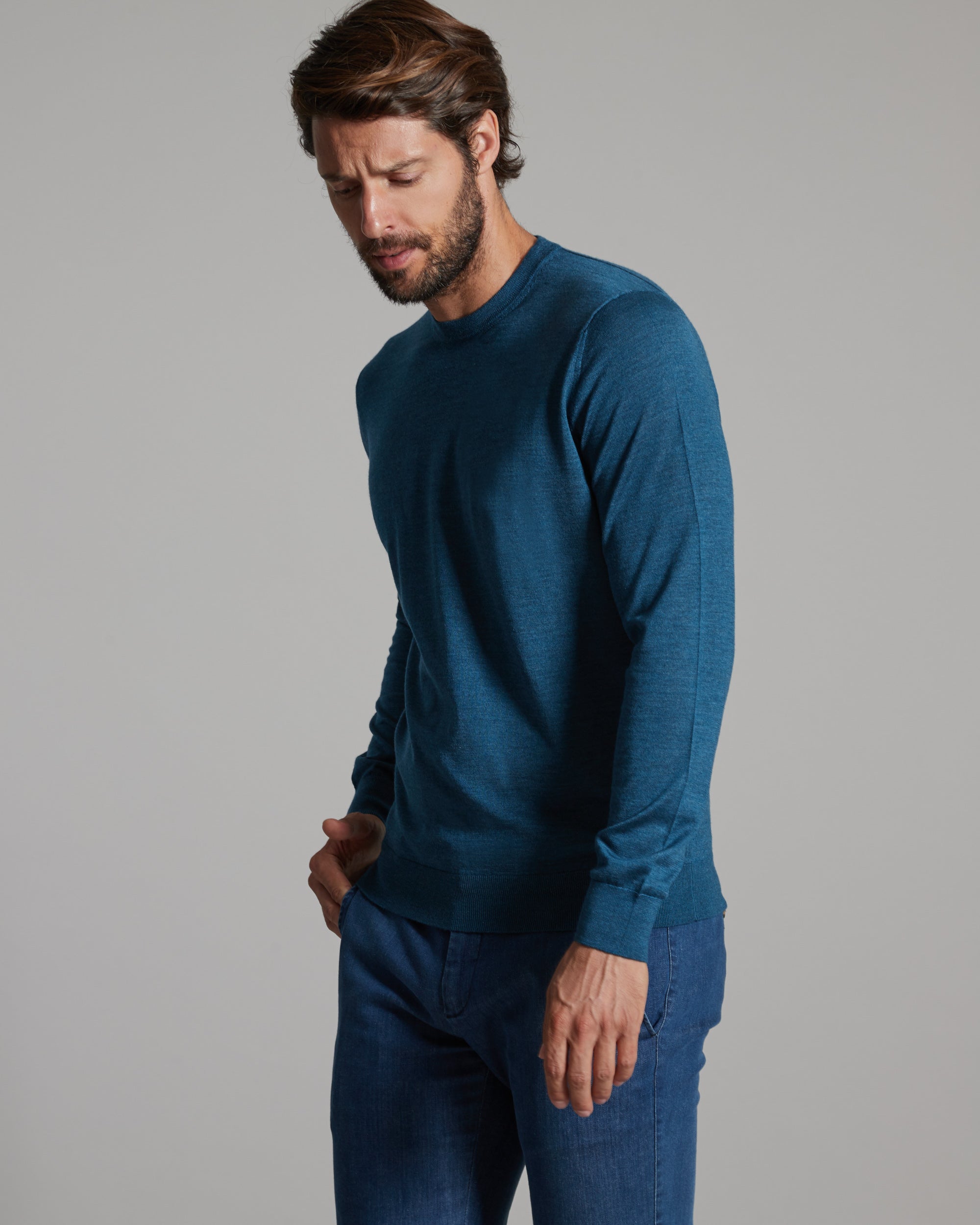 Teal Blue cashmere and silk men's round-neck sweater