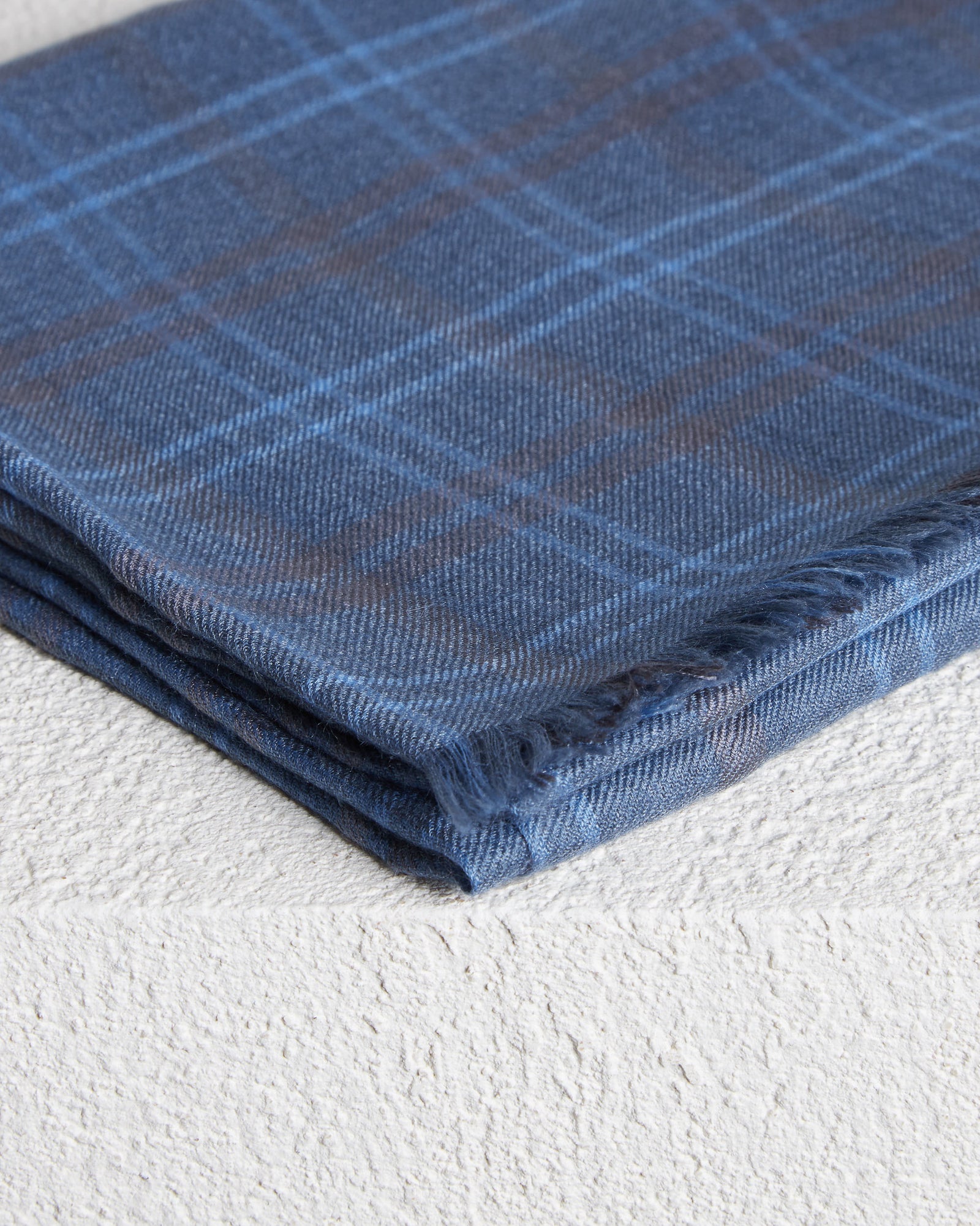 Check pattern cashmere-silk stole